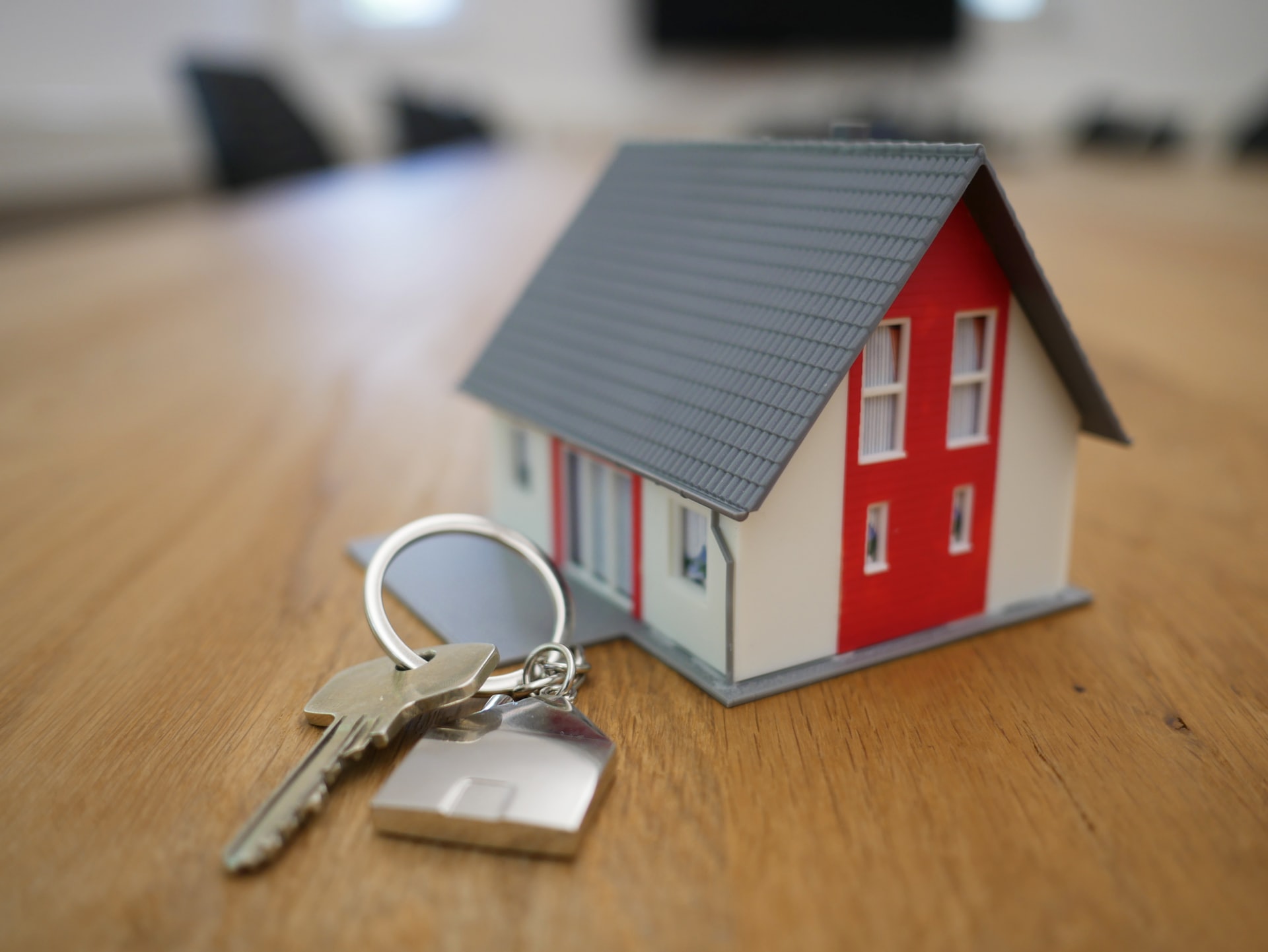 Asuntokaupat edessä? Minkälainen laina sopii asunnon ostamiseen?